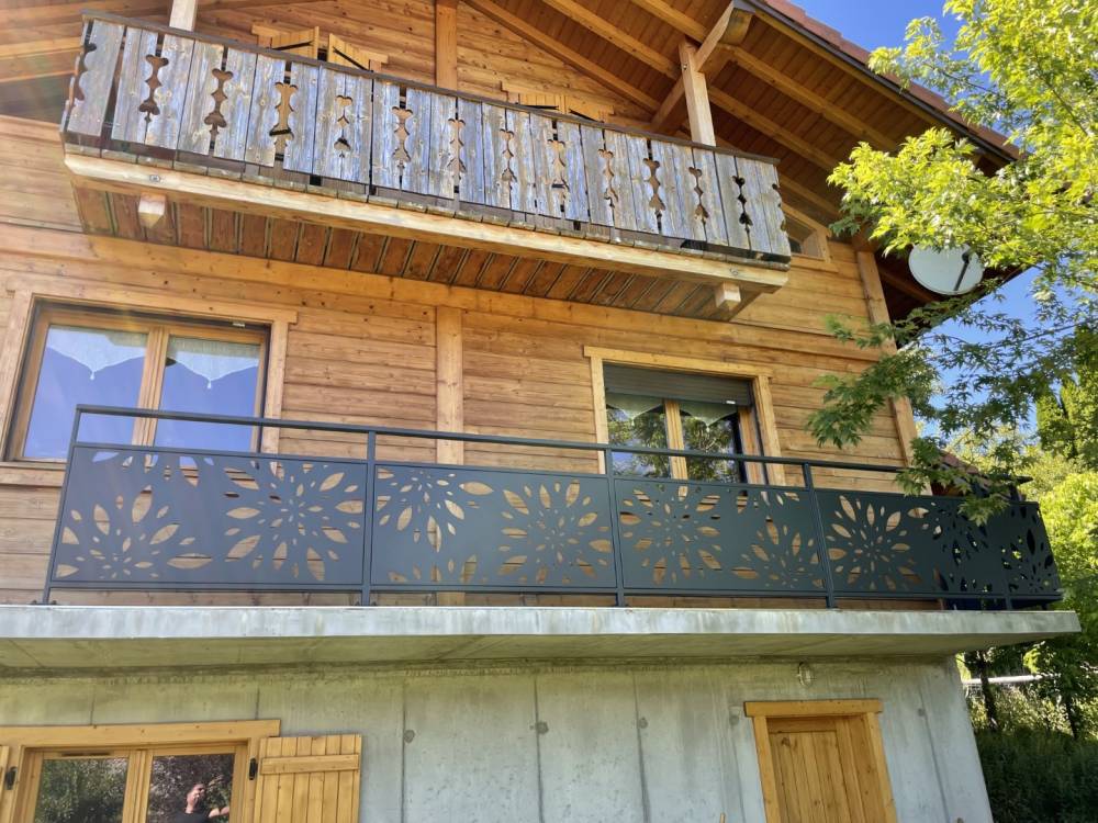 Garde corps noir chalet