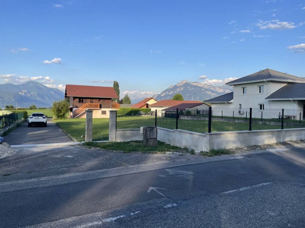 Clôture entrée